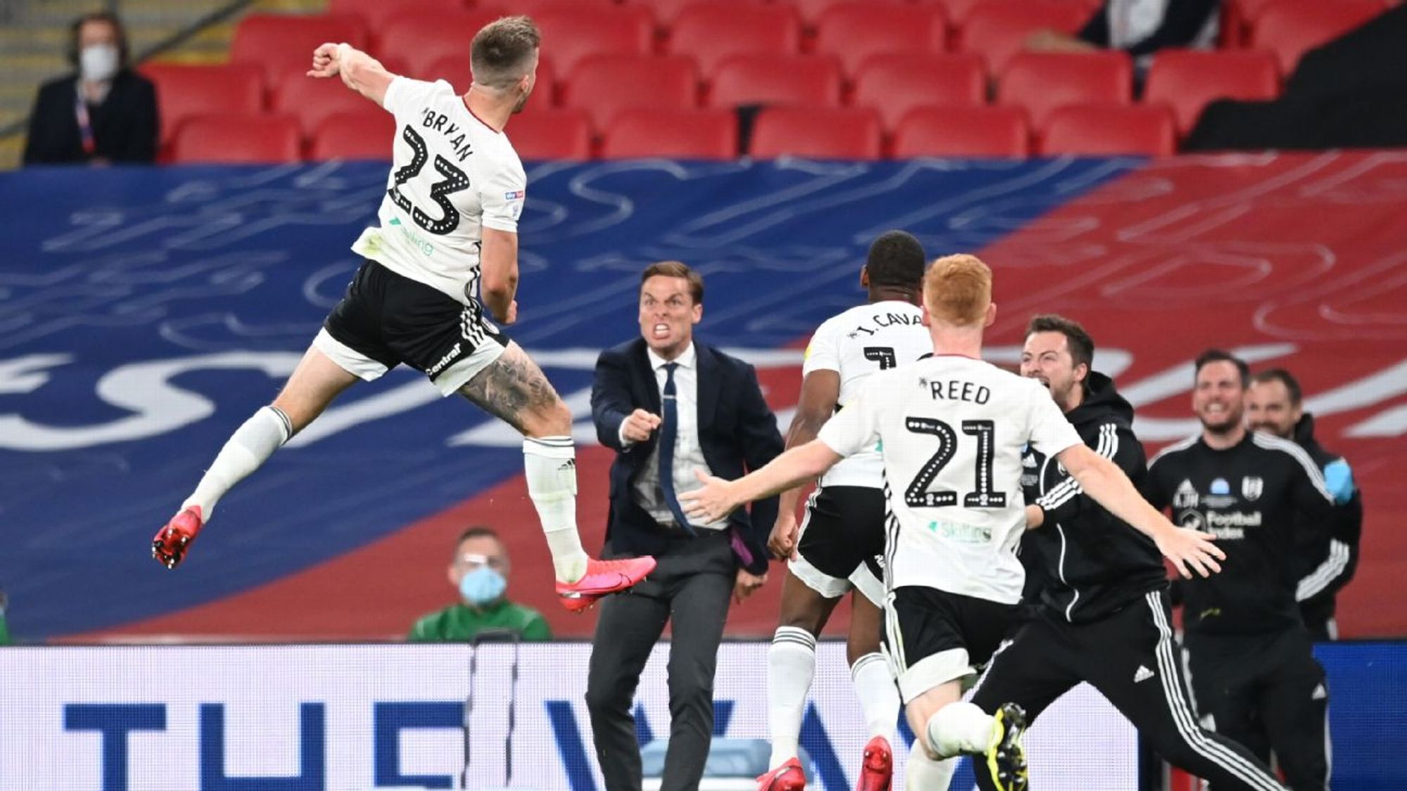 表现使他成 表现使他成